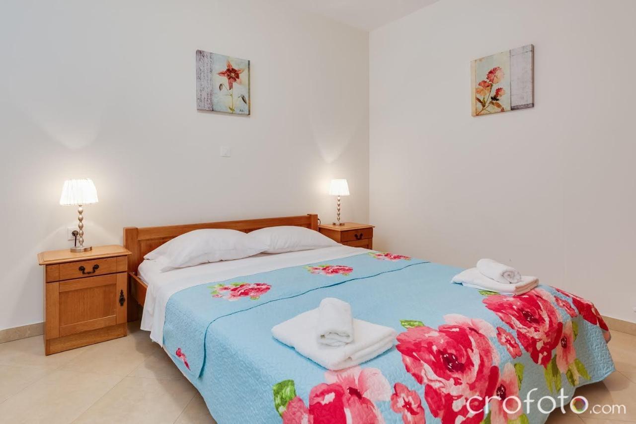 Apartmani Niko Kožino Eksteriør billede